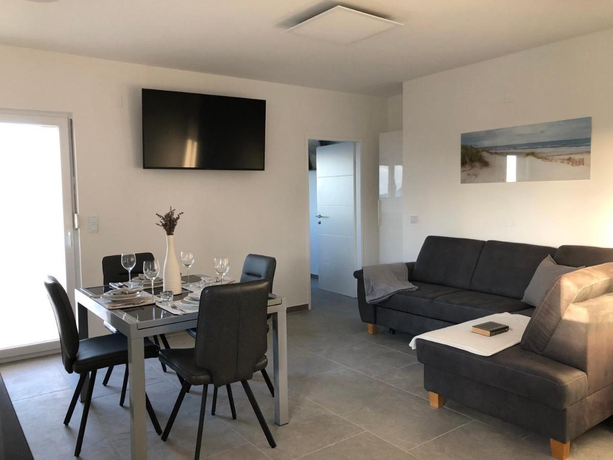Apartments Villa Prima Privlaka  Luaran gambar
